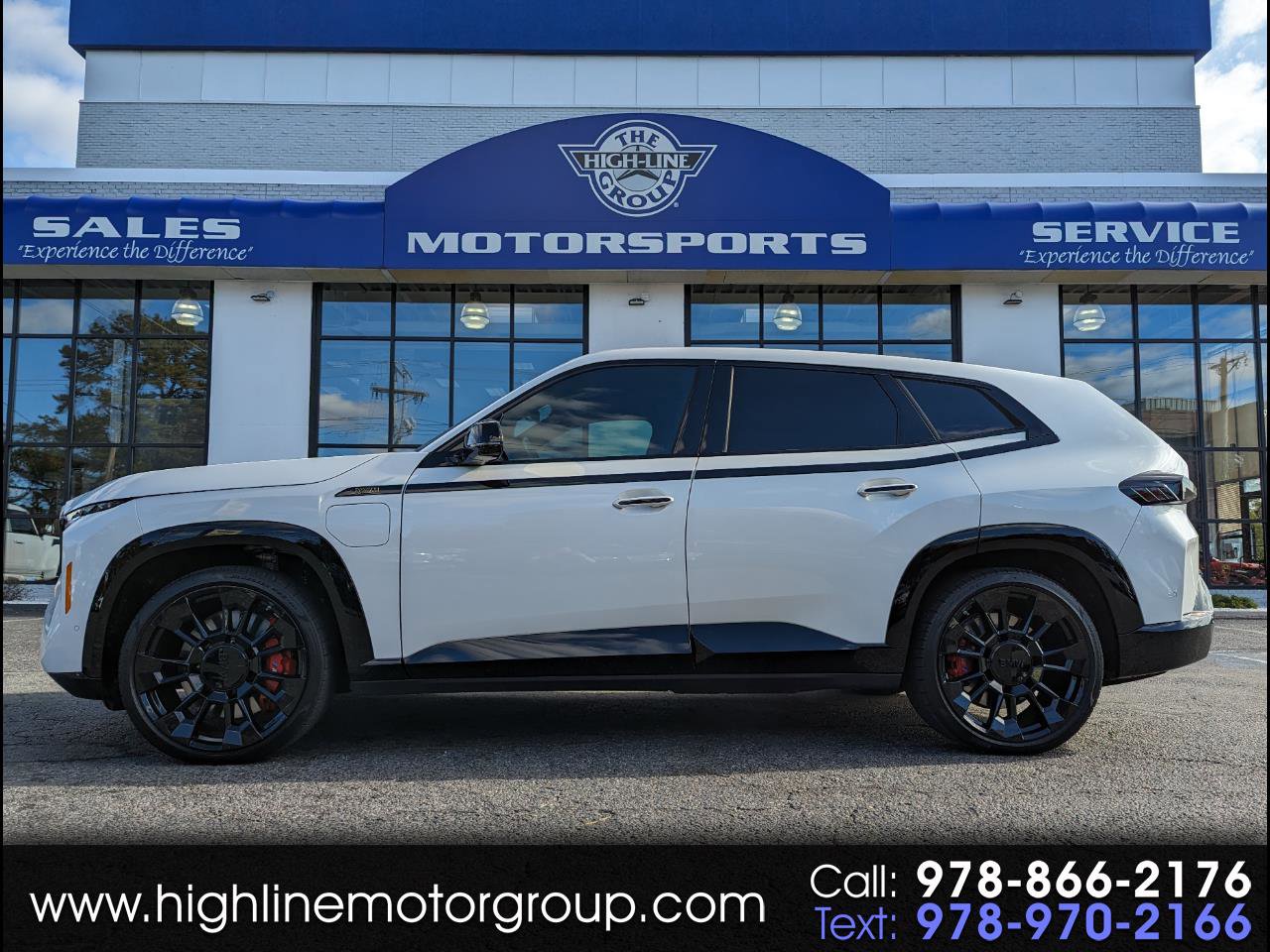 Used 2025 BMW XM Sports Activity Vehicle image 1