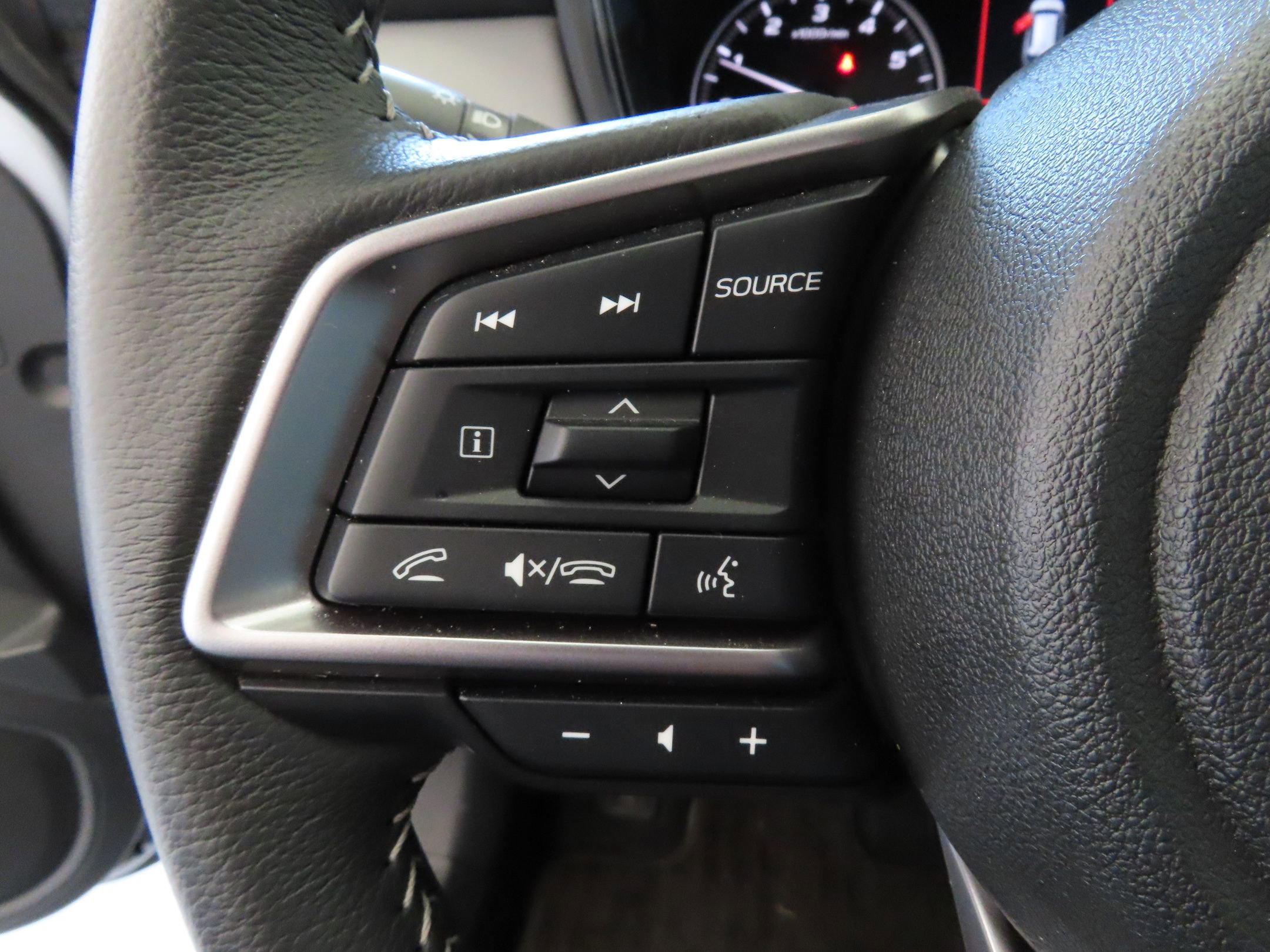 Certified 2025 Subaru Outback Premium w/ Popular Package #1 image 15