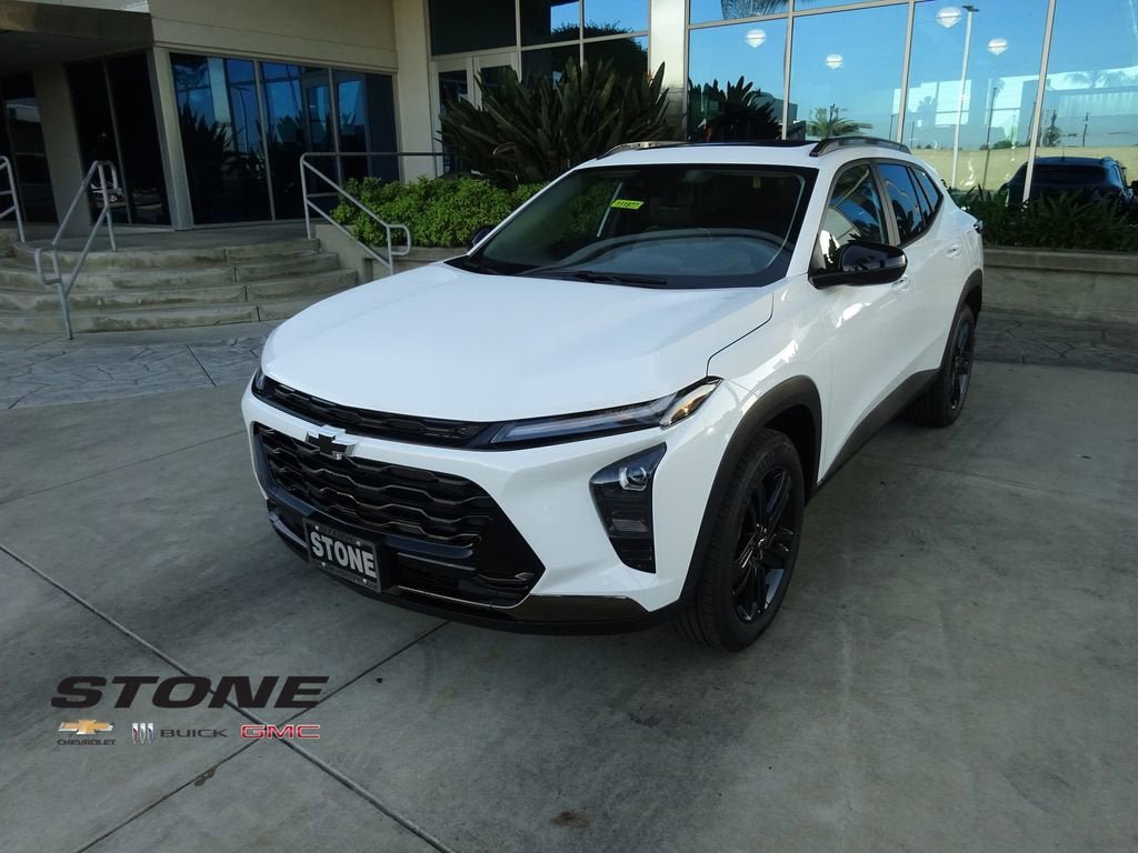 New 2026 Chevrolet Trax ACTIV FWD image 3