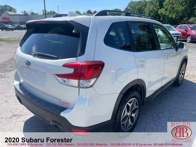 Used 2020 Subaru Forester Premium image 3