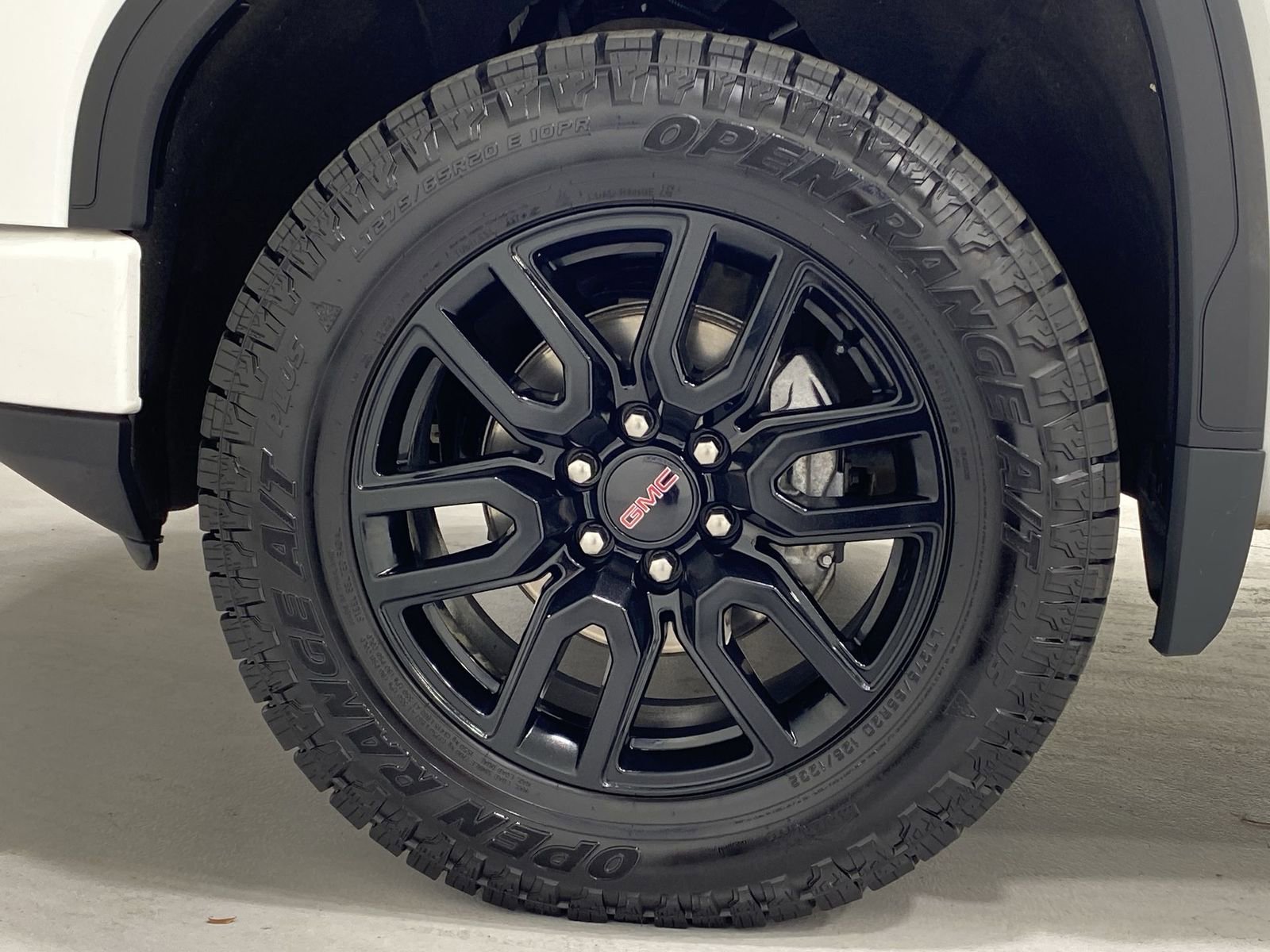 Used 2023 GMC Sierra 1500 Elevation w/ X31 Off-Road Package image 10