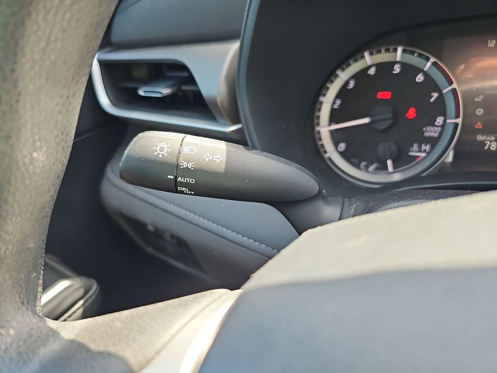 Used 2023 Toyota Highlander L image 30