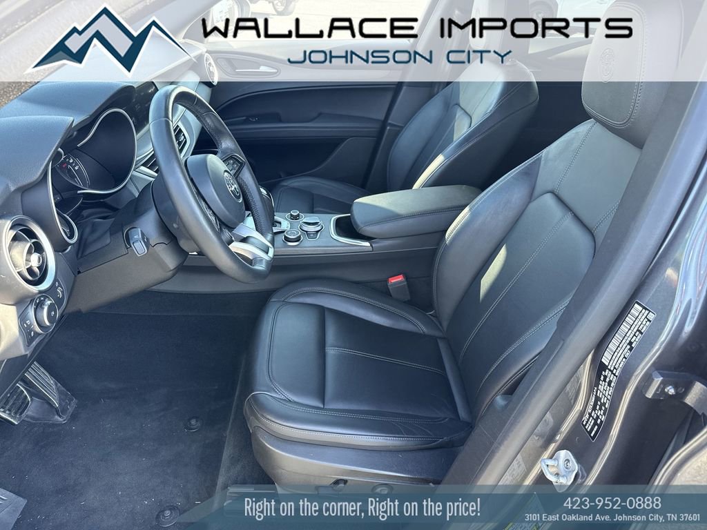 Used 2023 Alfa Romeo Stelvio Ti image 14