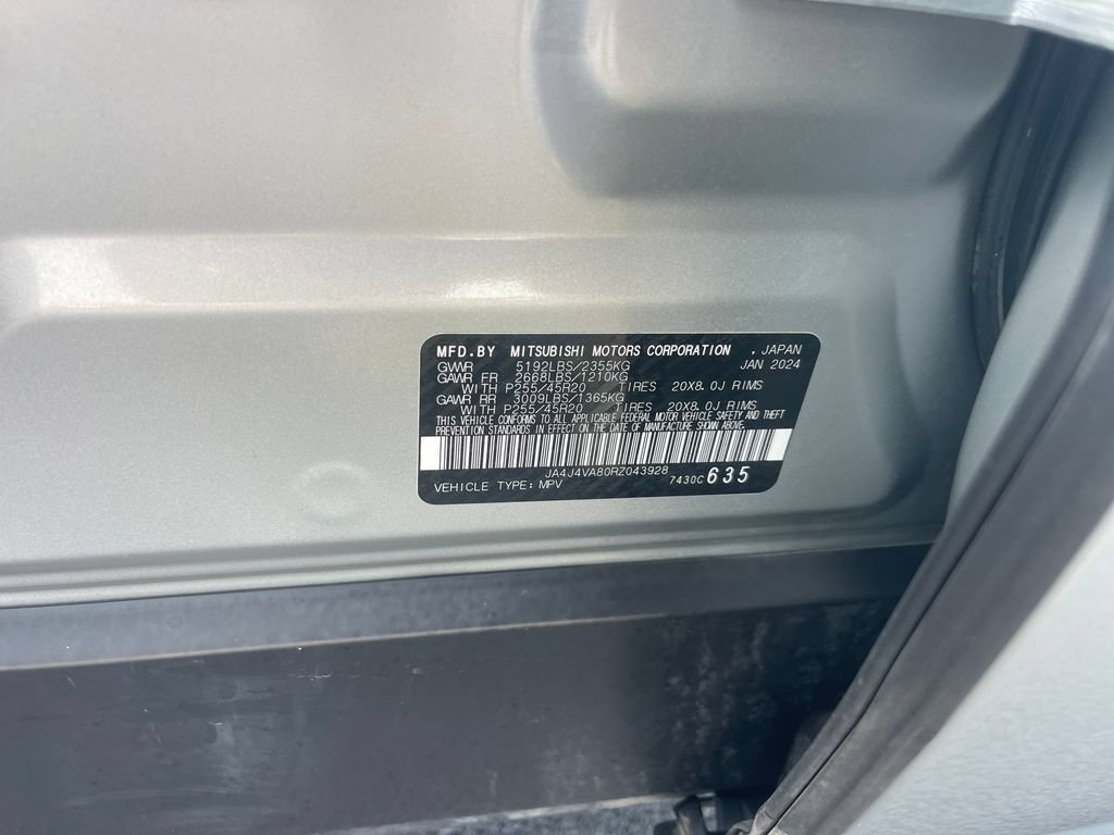 Used 2024 Mitsubishi Outlander SE AWD/4WD image 25