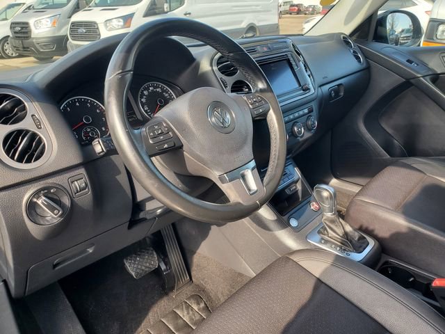 Used 2017 Volkswagen Tiguan Wolfsburg Edition image 10