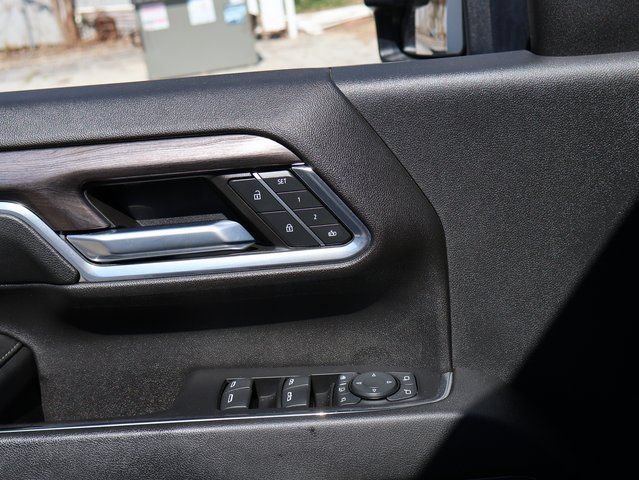 Used 2024 Chevrolet Silverado 2500 LTZ AWD/4WD image 44