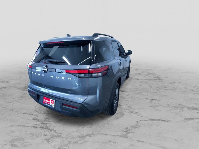Used 2025 Nissan Pathfinder SV image 10