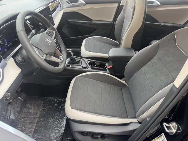 New 2026 Volkswagen Taos SE AWD/4WD image 26