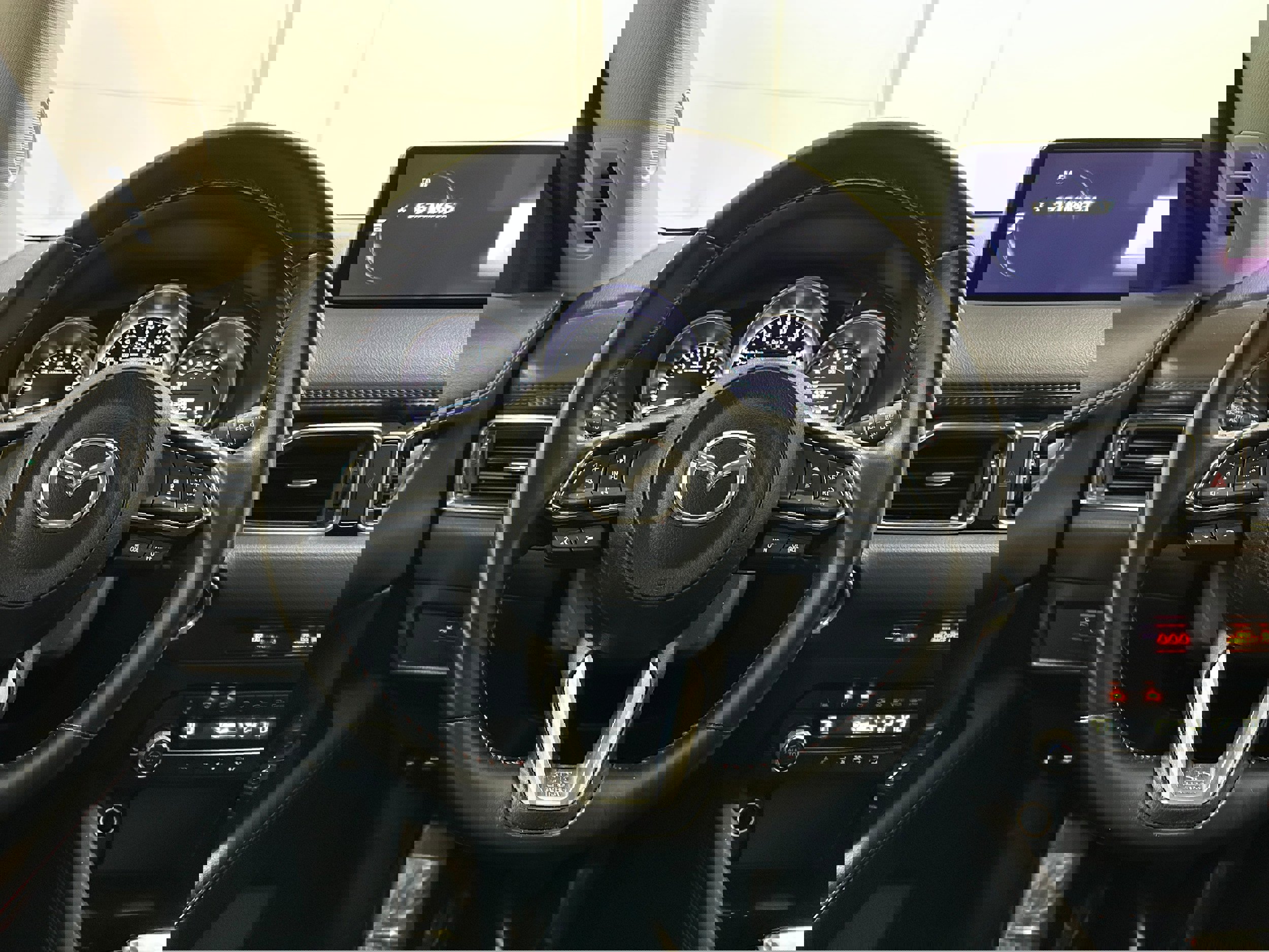 Used 2023 MAZDA CX-5 Carbon Edition image 12