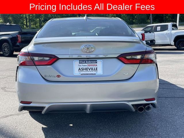 Used 2024 Toyota Camry SE FWD image 4