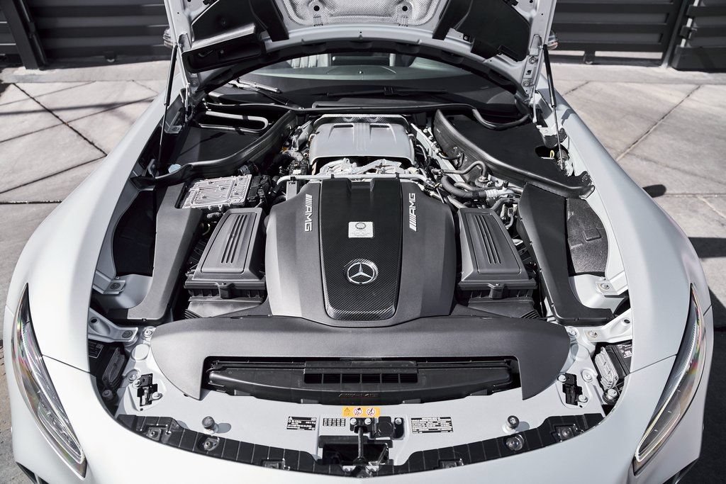 Used 2020 Mercedes-Benz AMG GT R image 28