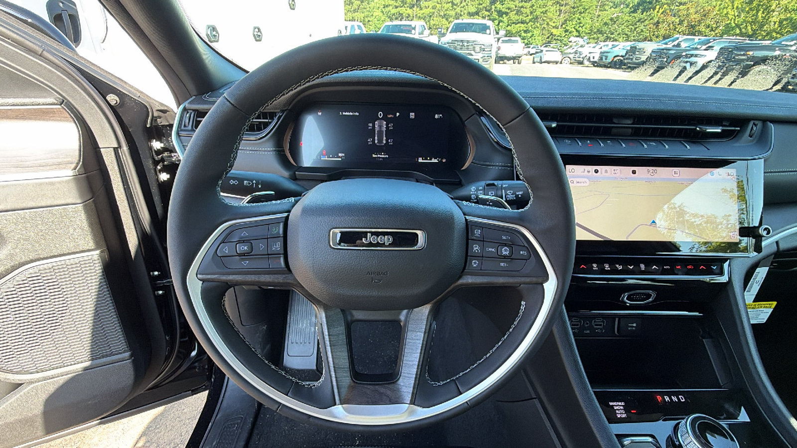 New 2026 Jeep Grand Cherokee Limited w/ Limited Altitude Package AWD/4WD image 21