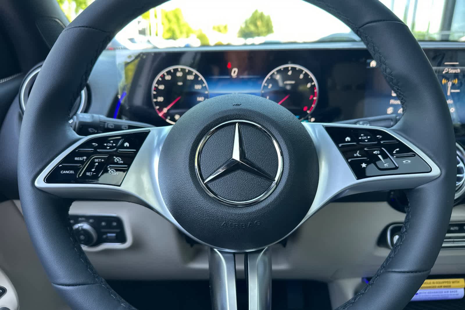 New 2026 Mercedes-Benz GLB 250 image 22