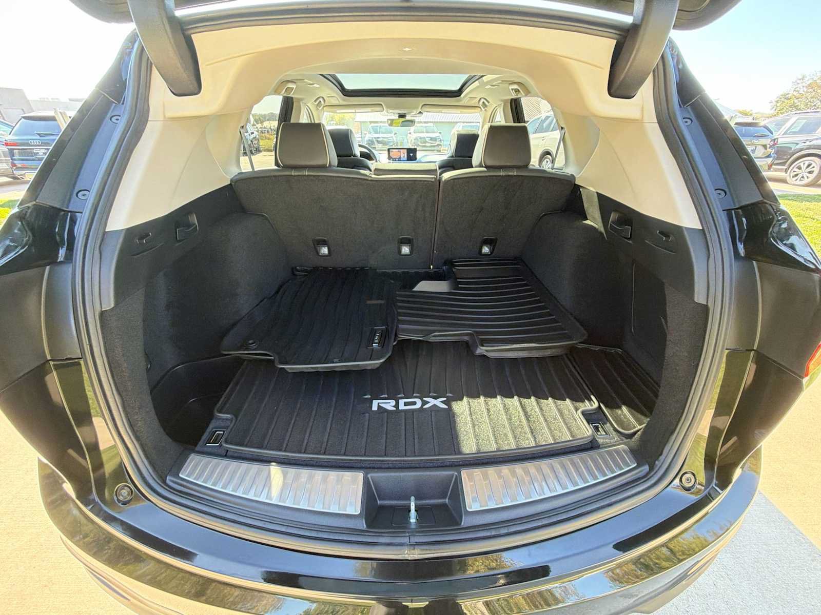 Used 2022 Acura RDX w/ Advance Package AWD/4WD image 30