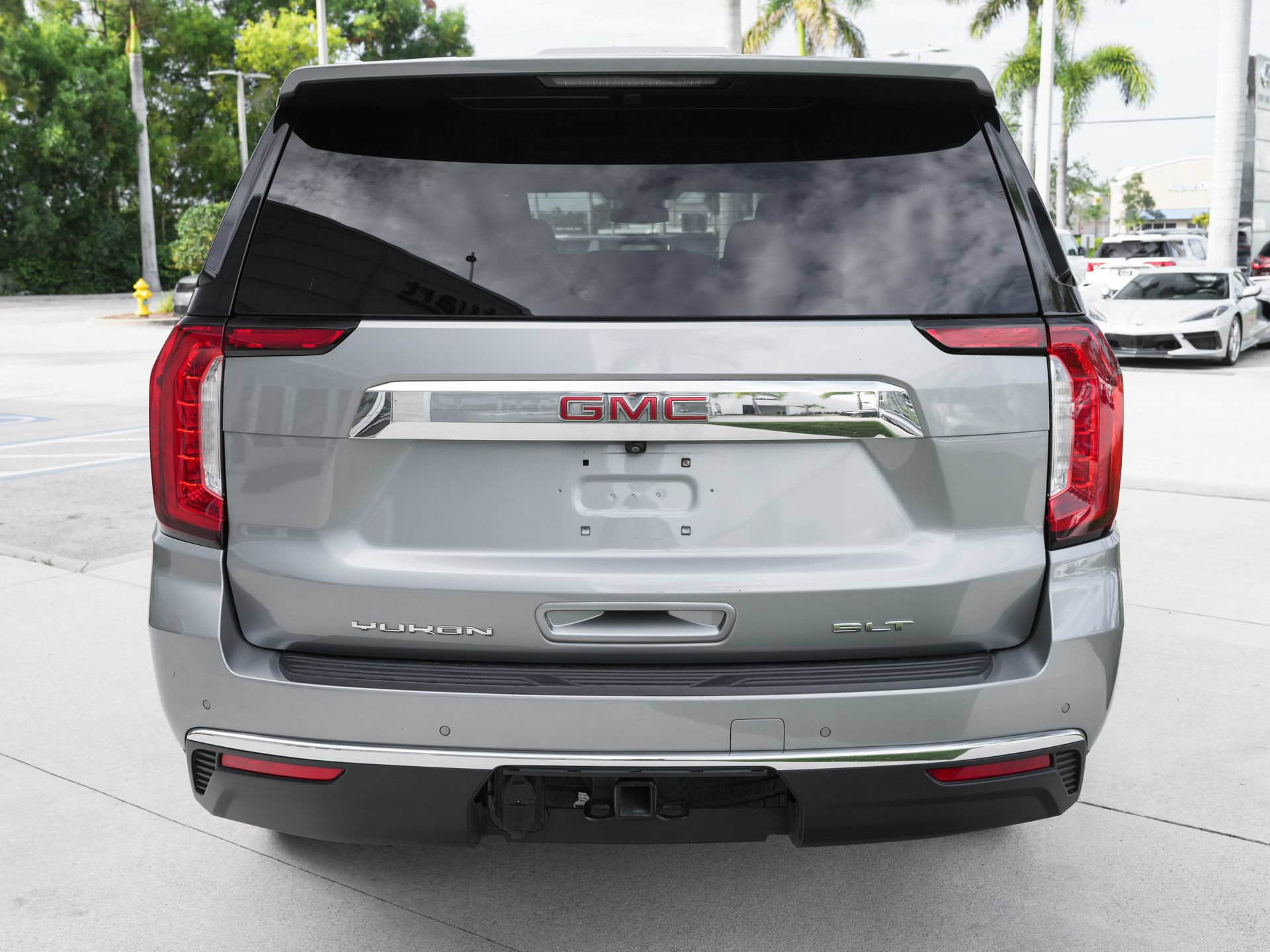 Used 2024 GMC Yukon XL SLT RWD image 24
