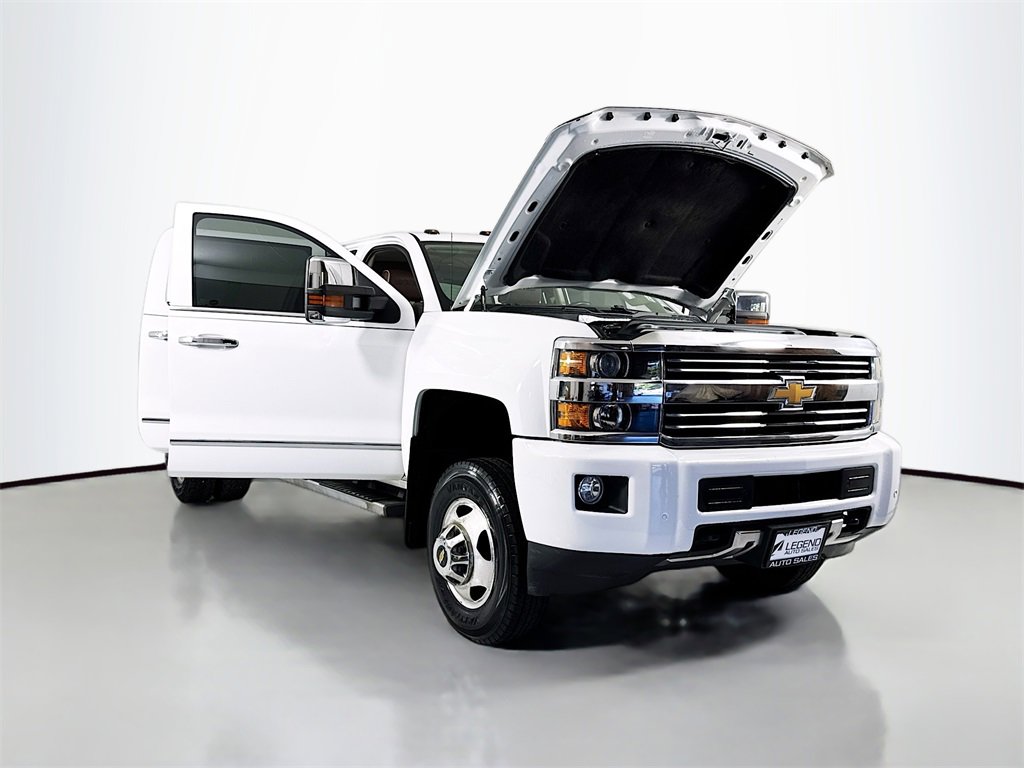 Used 2016 Chevrolet Silverado 3500 High Country image 21