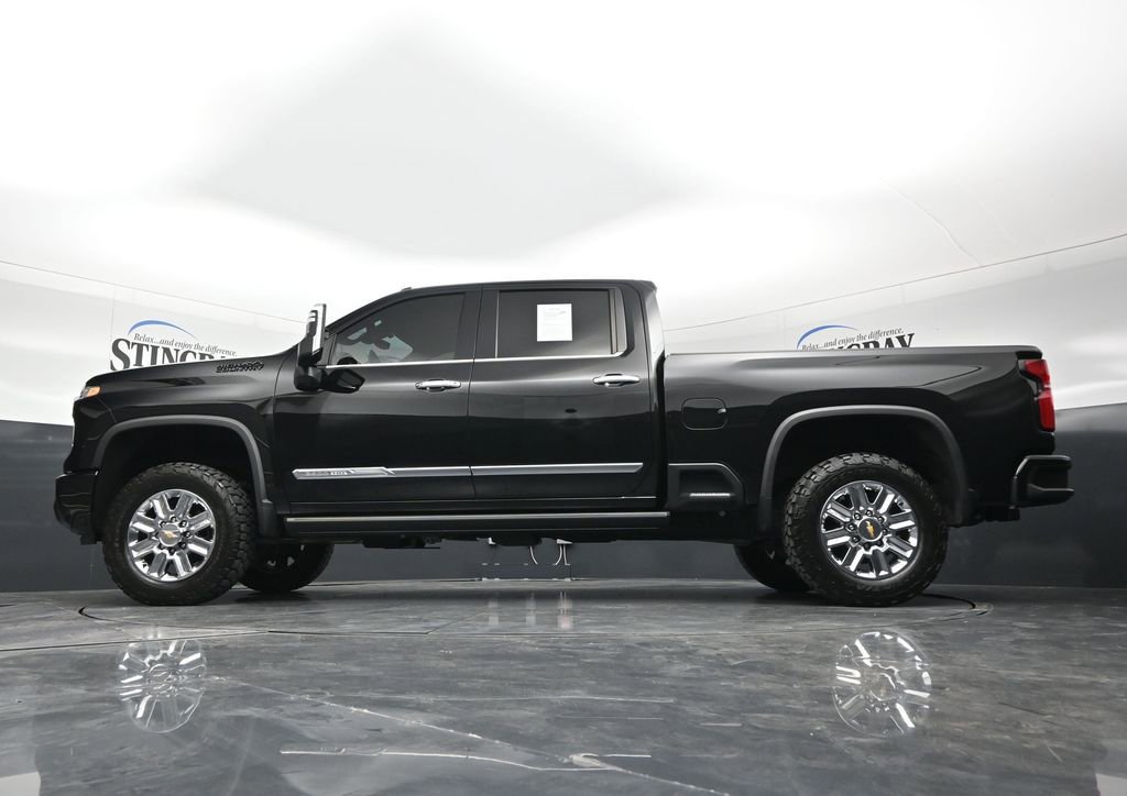 Used 2024 Chevrolet Silverado 2500 High Country w/ High Country Premium Package AWD/4WD image 20