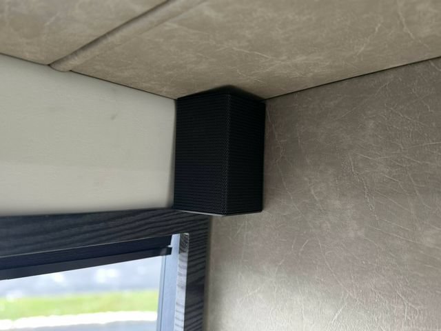 Used 2020 Mercedes-Benz Sprinter 2500 image 32