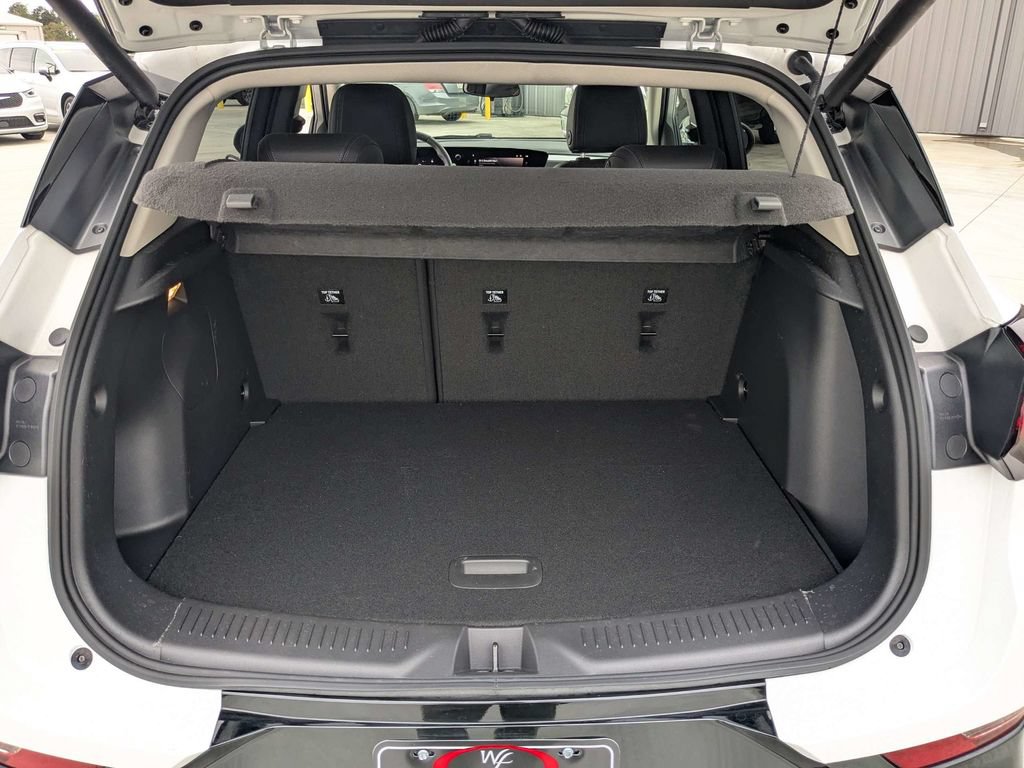 Used 2025 Buick Encore GX Sport Touring w/ Comfort Package FWD image 14