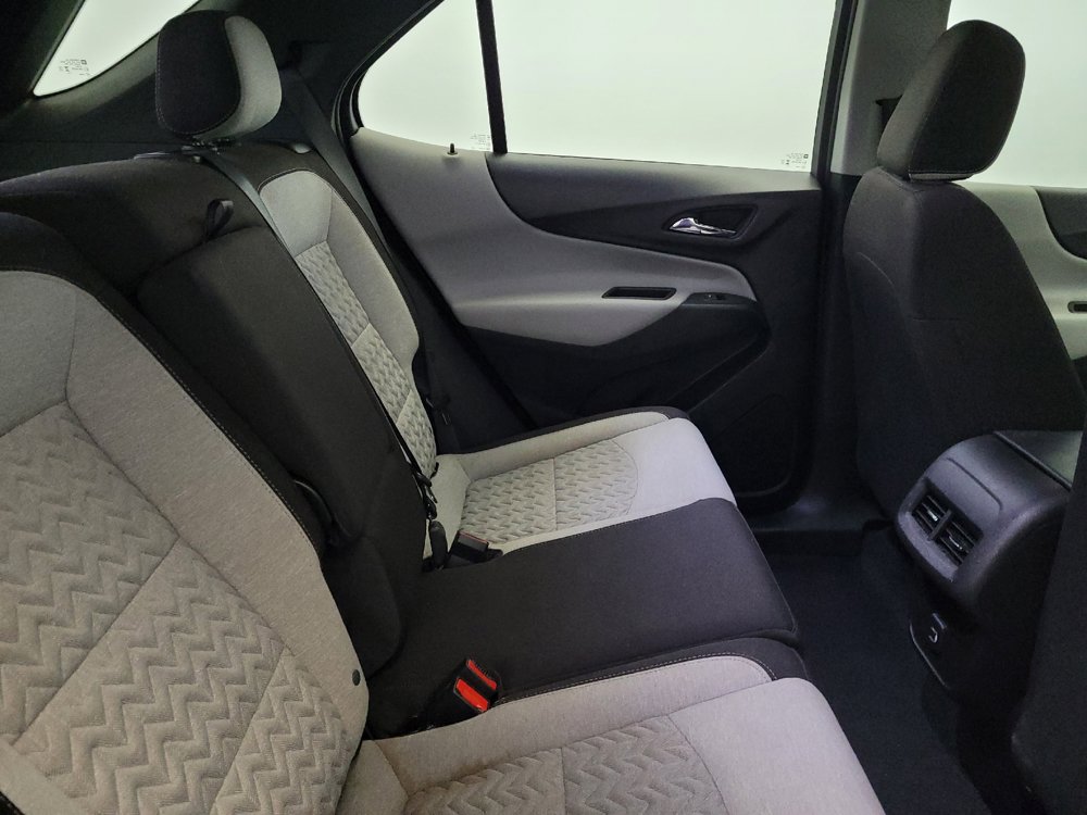 Used 2023 Chevrolet Equinox LS AWD/4WD image 19