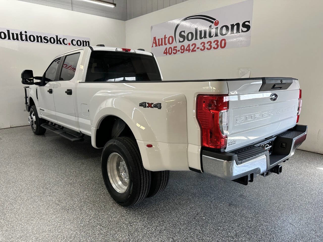 Used 2020 Ford F350 XL w/ STX Appearance Package image 5