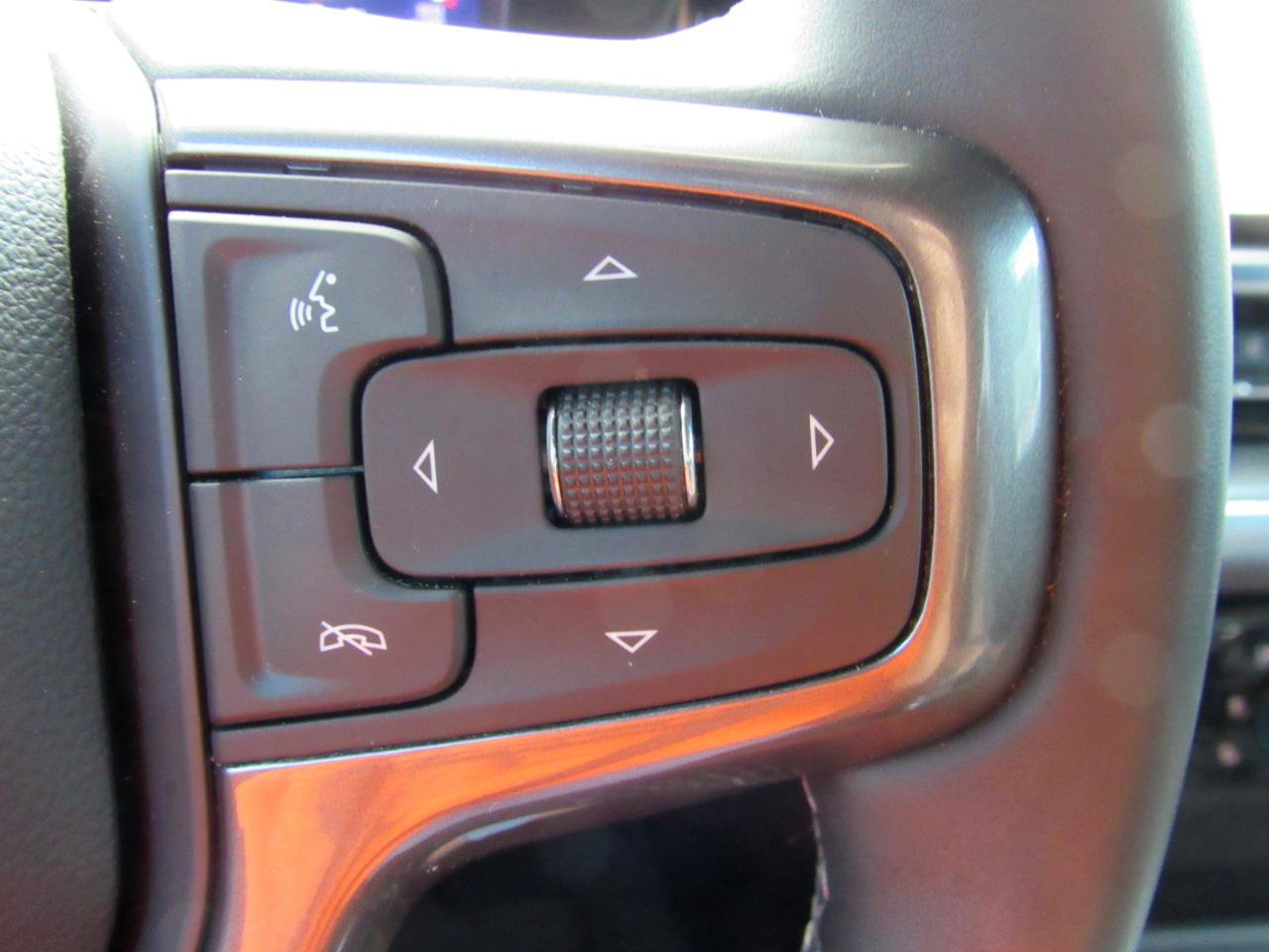 Used 2026 Chevrolet Silverado 3500 High Country w/ Technology Package AWD/4WD image 30