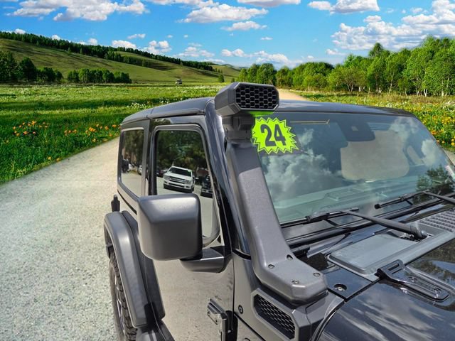 Used 2024 Jeep Wrangler Rubicon AWD/4WD image 20