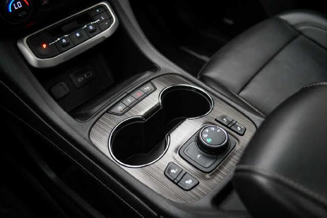 Used 2021 GMC Acadia SLT w/ Trailering Package AWD/4WD image 32