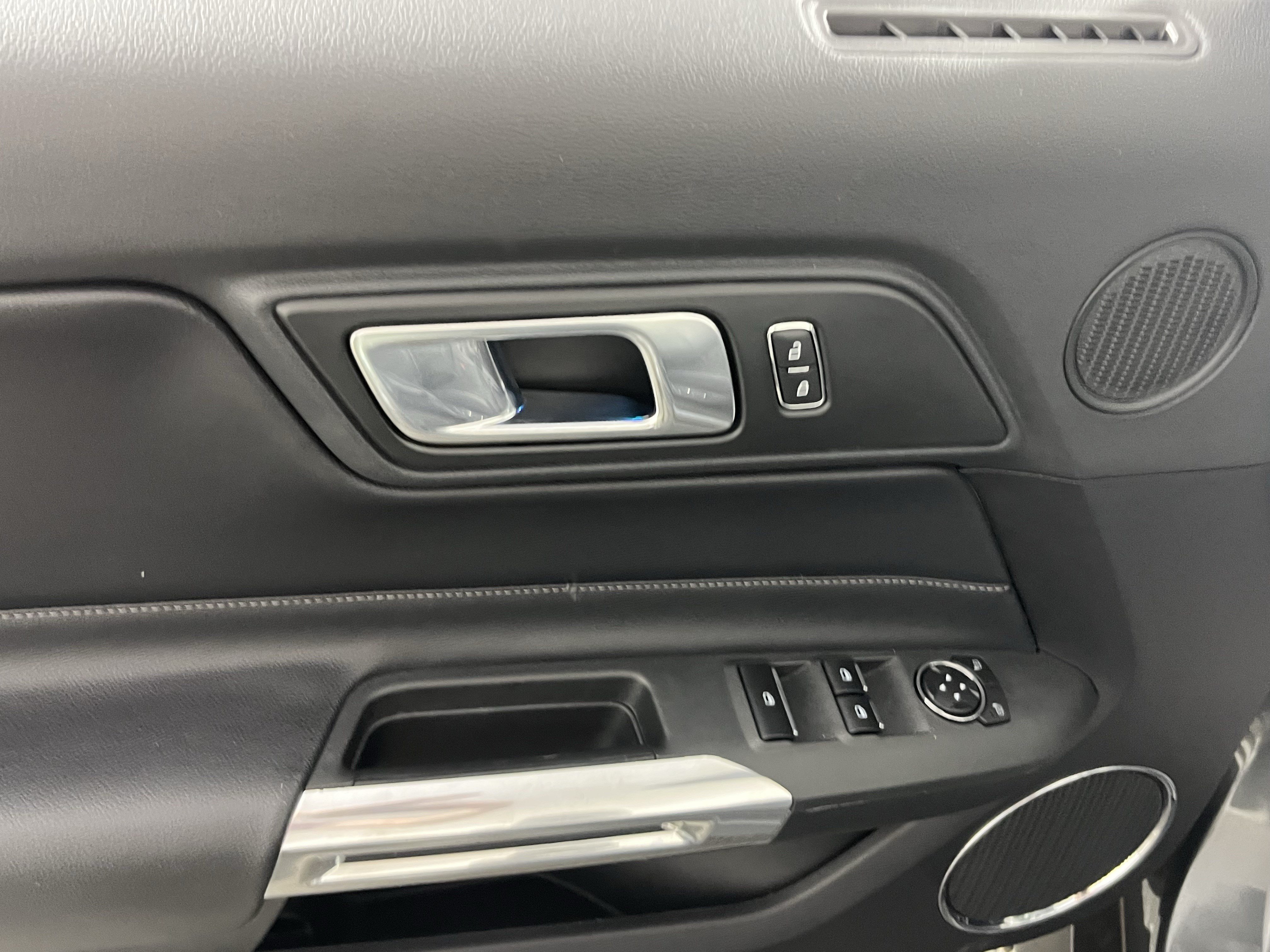 Used 2019 Ford Mustang Premium RWD image 19