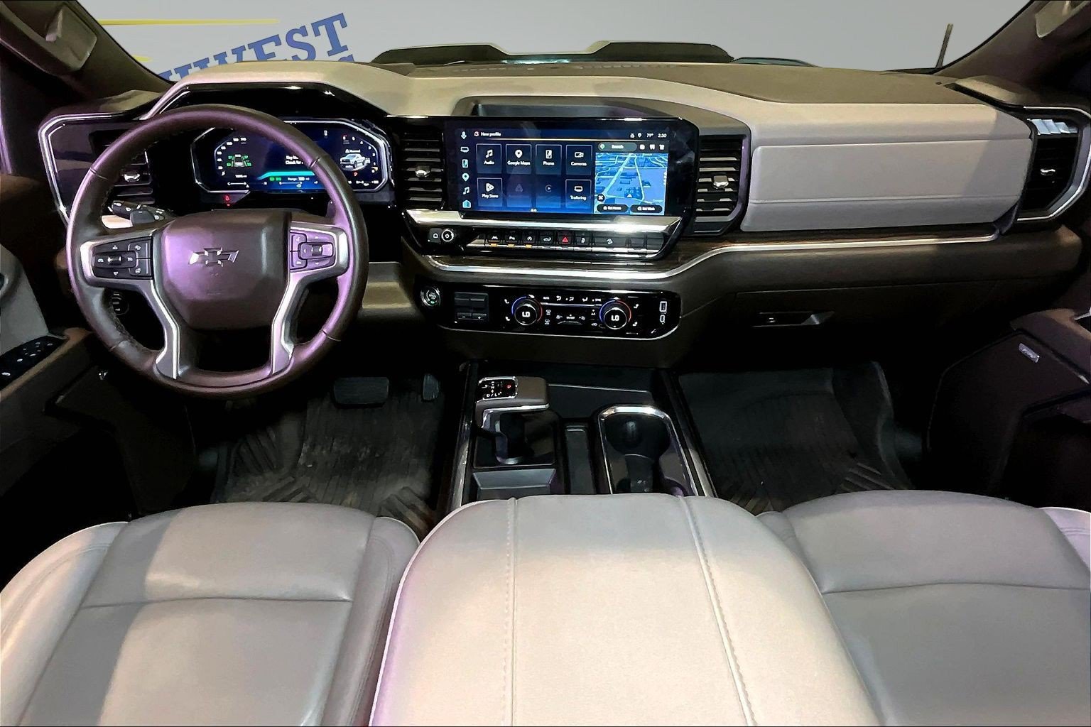 Used 2026 Chevrolet Silverado 1500 LT Trail Boss w/ LT Trail Boss Premium Package AWD/4WD image 9