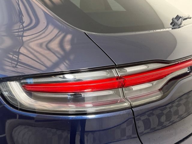 Used 2020 Porsche Macan AWD/4WD image 13