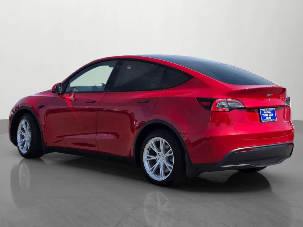 Used 2021 Tesla Model Y Long Range AWD/4WD image 4