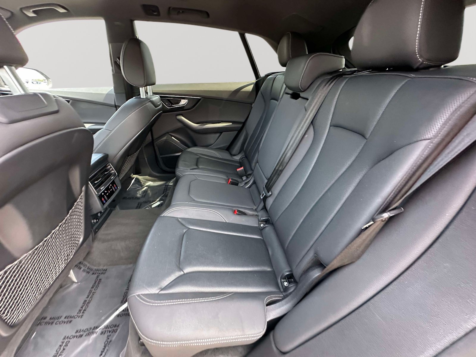 Used 2020 Audi Q8 Premium Plus w/ Premium Plus Package AWD/4WD image 33