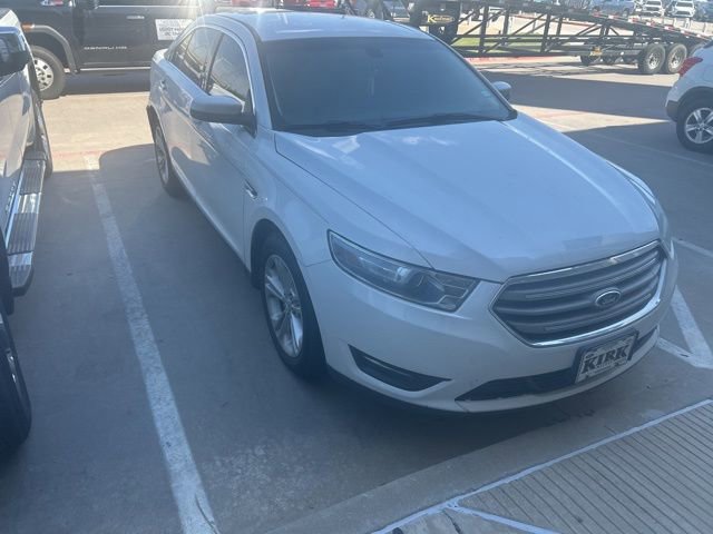 Used 2014 Ford Taurus SEL w/ Equipment Group 201A FWD image 2