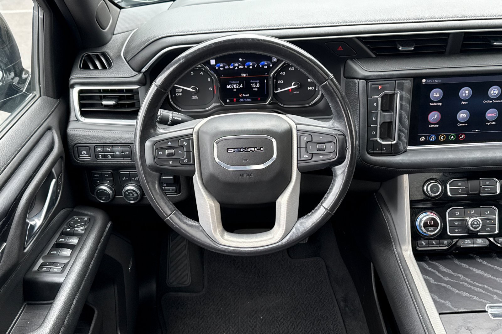 Used 2021 GMC Yukon XL Denali w/ Denali Ultimate Package AWD/4WD image 18