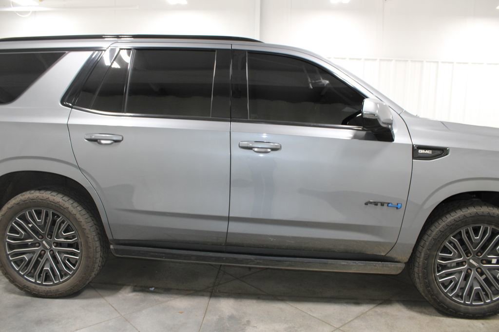 Used 2022 GMC Yukon AT4 w/ Max Trailering Package image 11