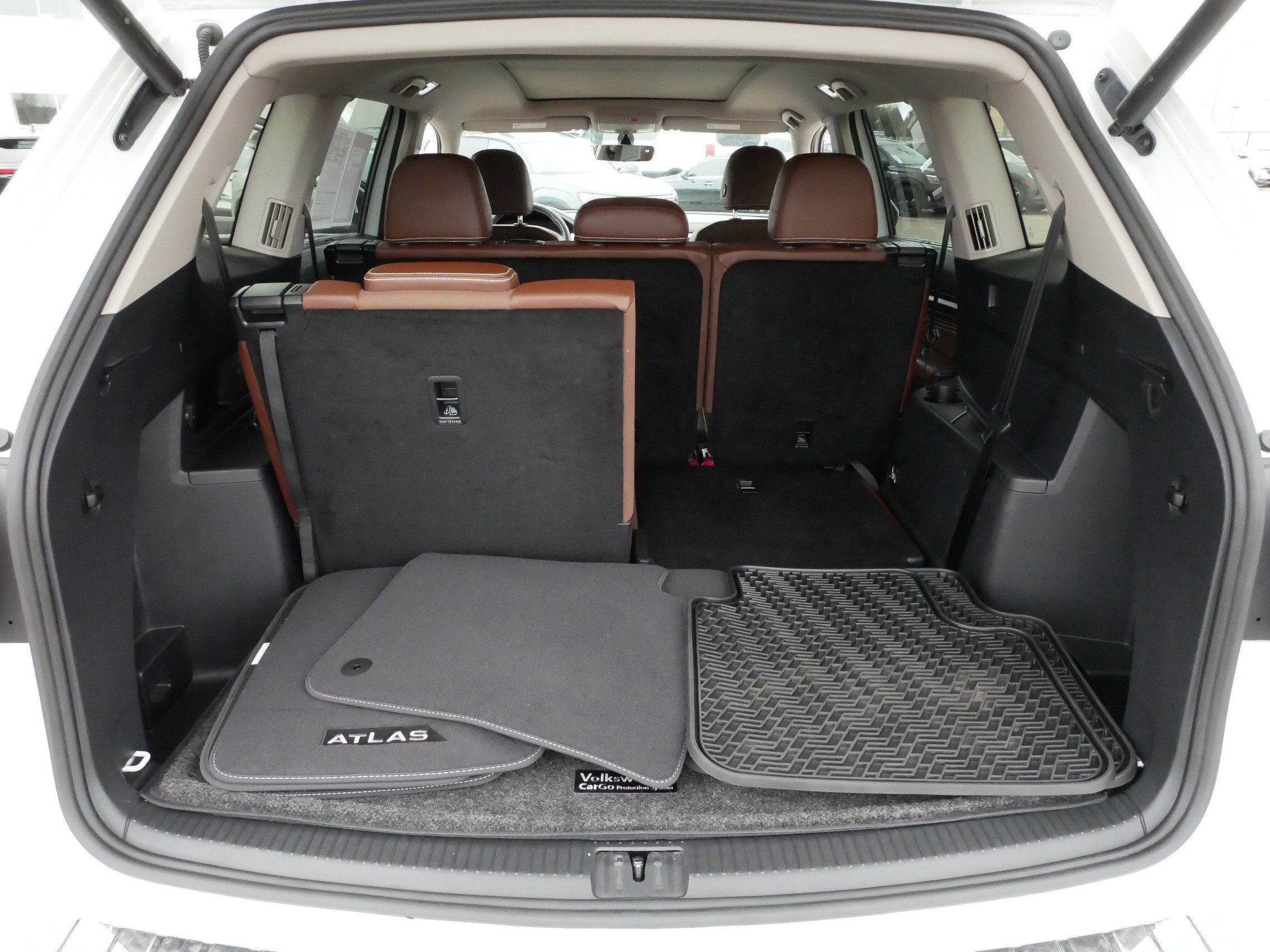 Certified 2023 Volkswagen Atlas SE w/ Panoramic Sunroof Package AWD/4WD image 18