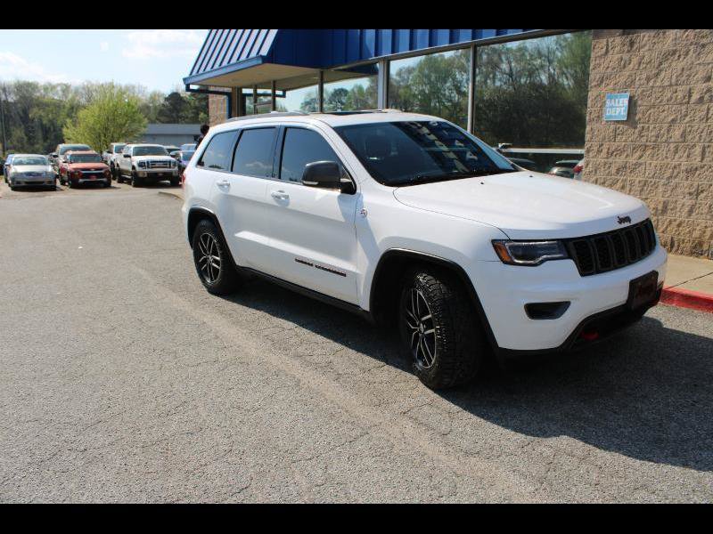 Used 2017 Jeep Grand Cherokee Trailhawk AWD/4WD image 1