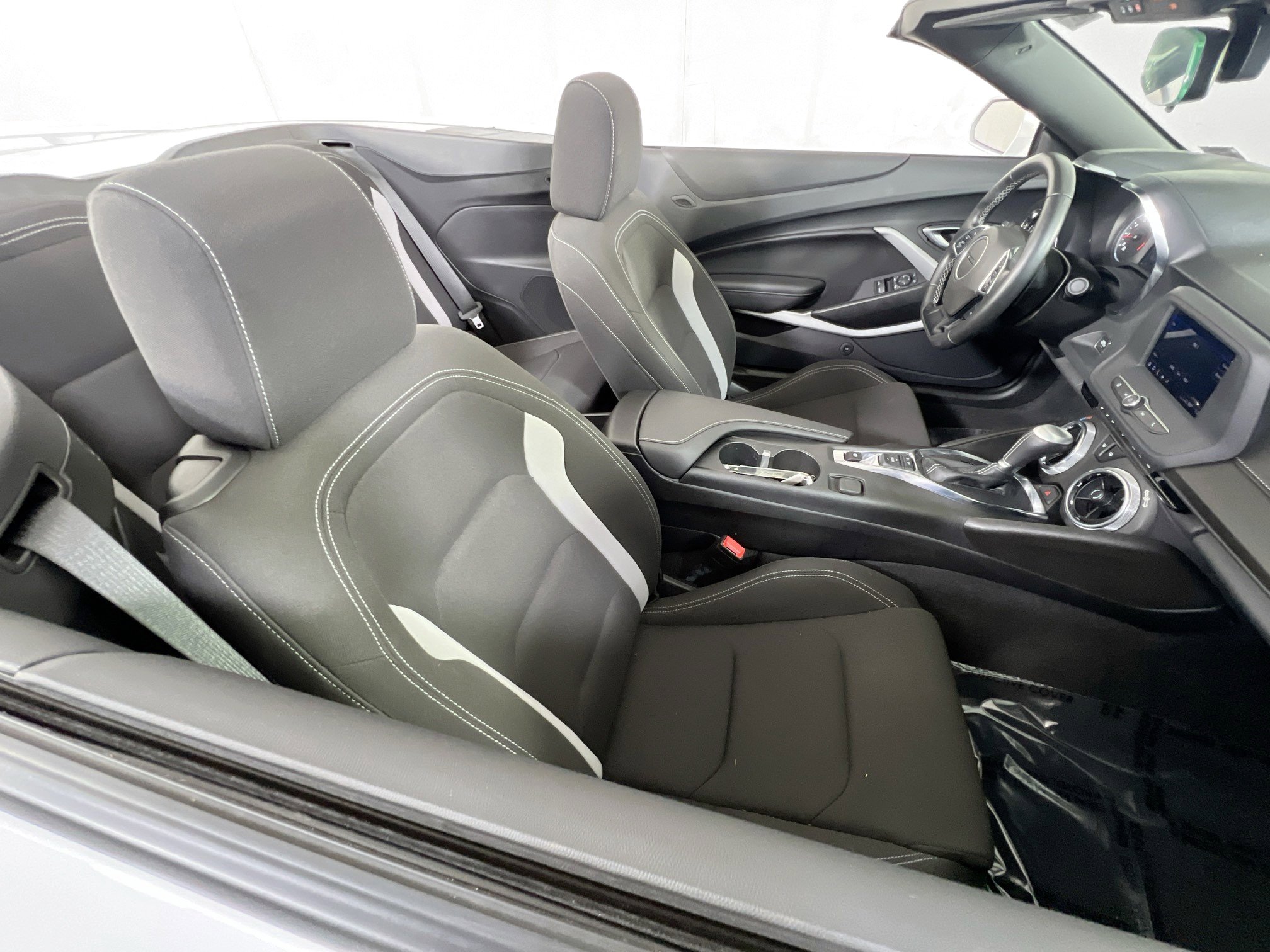 Used 2023 Chevrolet Camaro LT image 25