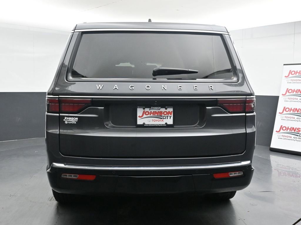 Used 2024 Jeep Wagoneer 4WD w/ Premium Group I image 8
