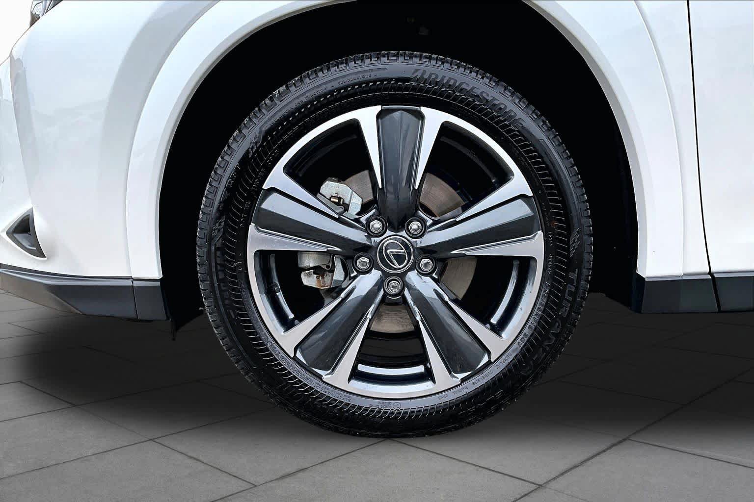 Used 2025 Lexus UX 300h FWD w/ Cold Area Package image 11