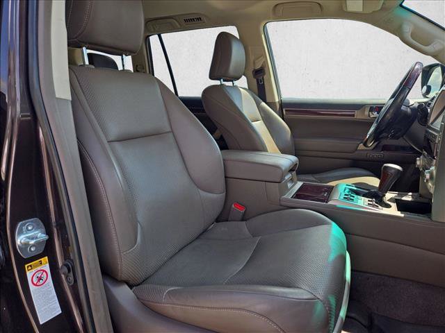Used 2018 Lexus GX 460 AWD/4WD image 18