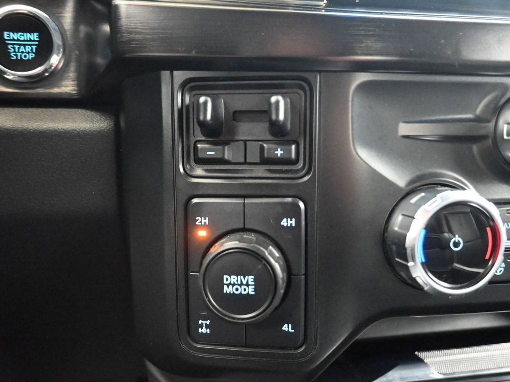 Used 2023 Ford F250 Lariat w/ Sport Appearance Package image 10