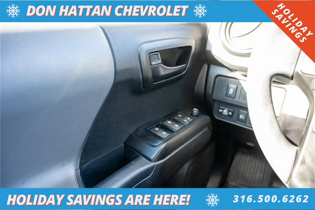 Used 2023 Toyota Tacoma TRD Off-Road image 17