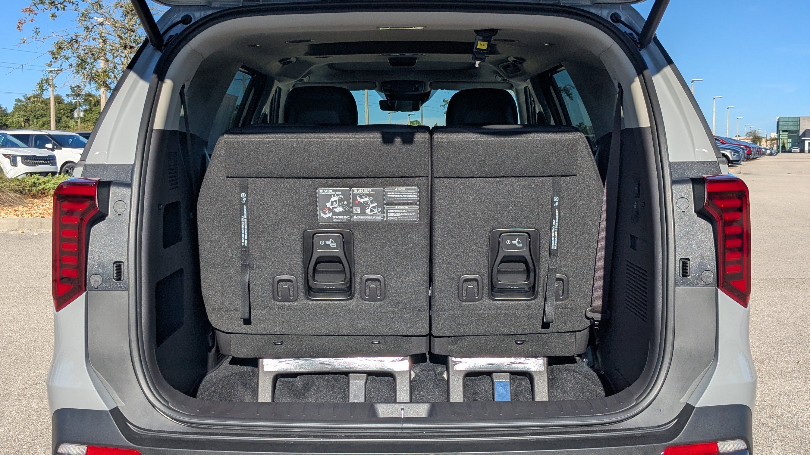 New 2026 Kia Carnival SX Prestige image 15