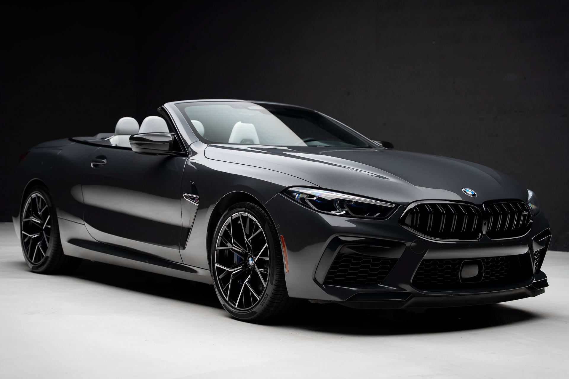 Used 2020 BMW M8 Convertible AWD/4WD image 90