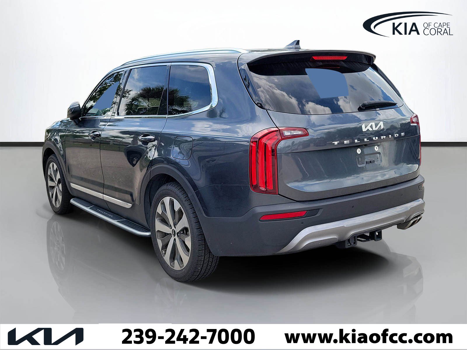 Used 2022 Kia Telluride EX w/ EX Premium Package image 4