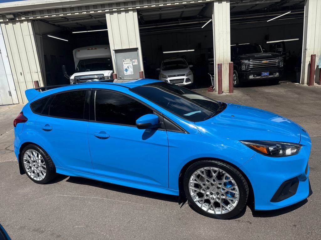 Used 2017 Ford Focus RS AWD/4WD image 11