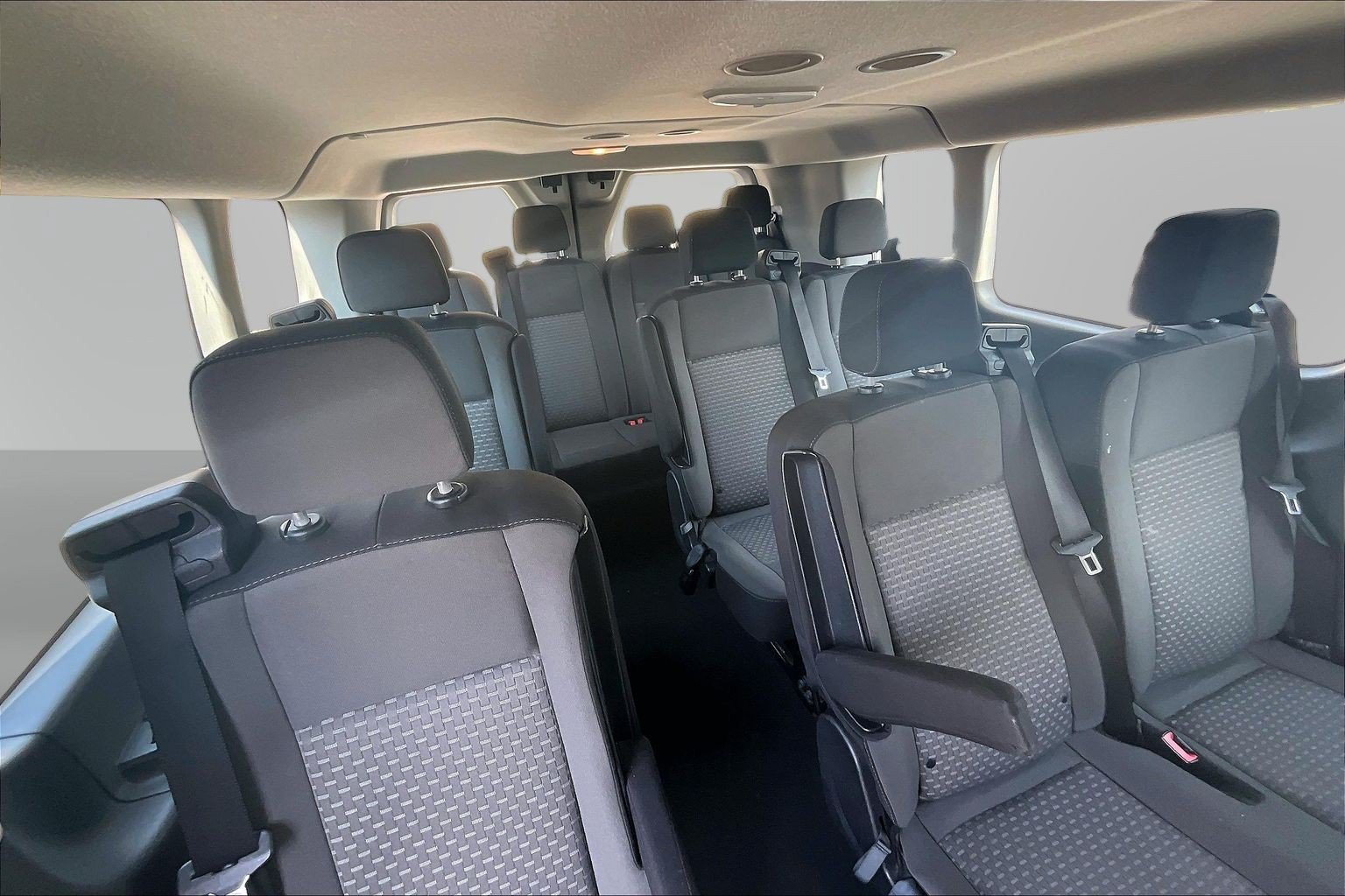 Used 2020 Ford Transit 350 XLT RWD image 18