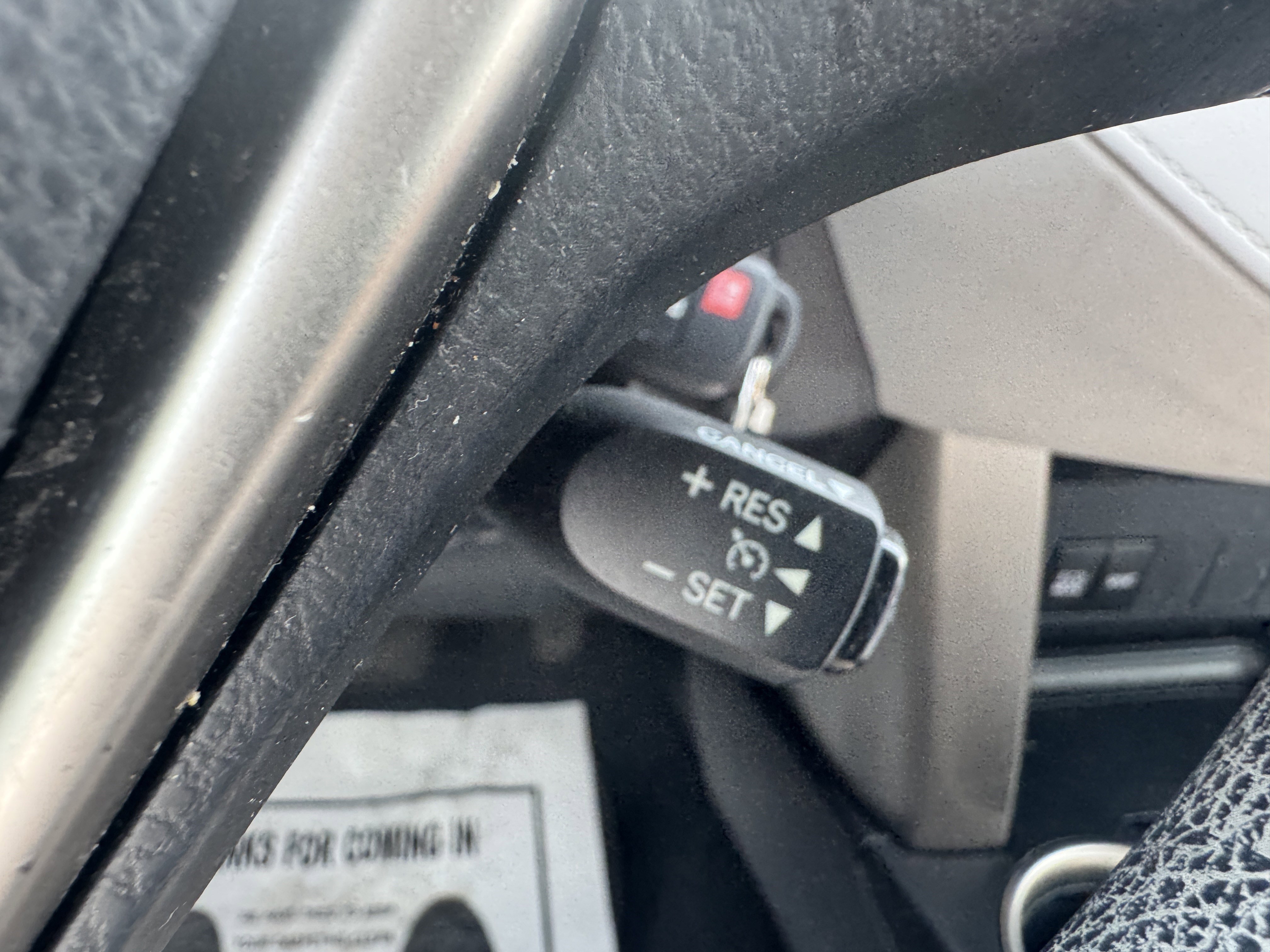 Used 2015 Toyota RAV4 LE AWD/4WD image 33